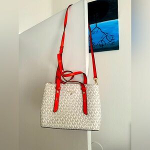 Brand New (no tags) Micheal Kors Satchel